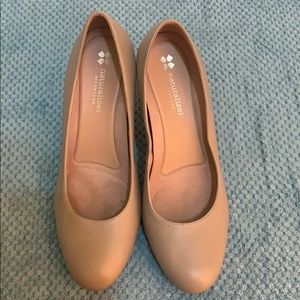 Naturalizer “Michelle” pump in Tender Taupe 9M